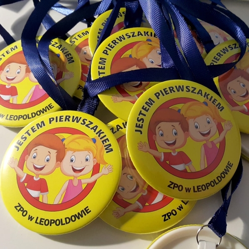 Medal: Jestem Pierwszakiem (Dzieci) + nazwa szkoły