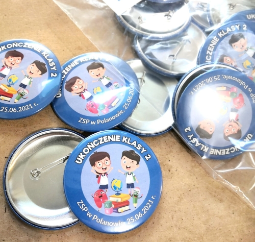 odznaki ukończenia klasy 2.jpg