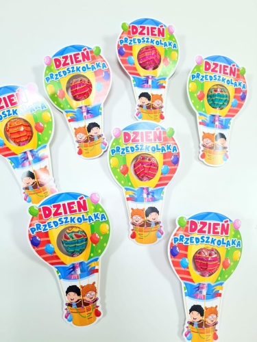 upominki opakowania na lizaki dzień przedszkolaka.jpg