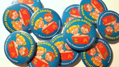 przypinki przyjaciel książek