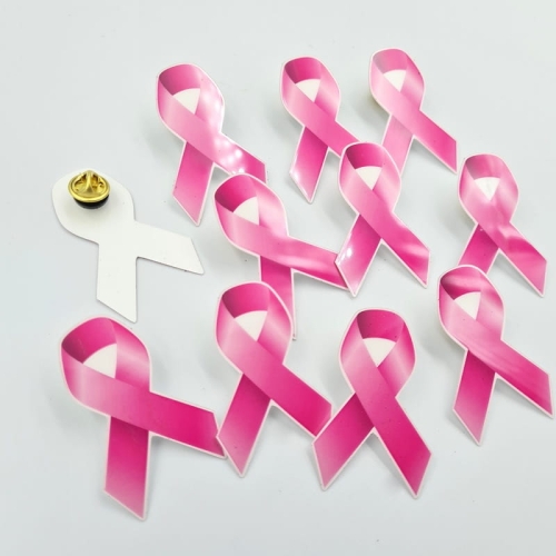 pins różowa wstążka różowy październik