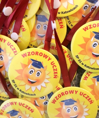 Medal na tasiemce: "Wzorowy Uczeń" Słoneczko + nadruk