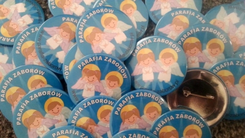 przykładowa realizacja - przypinki na zamówienie