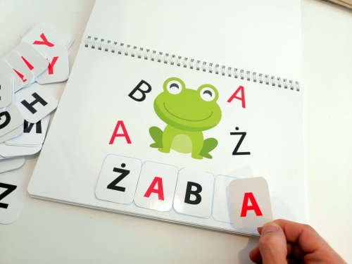 książeczka wyrazowe układanki książeczka do nauki czytania